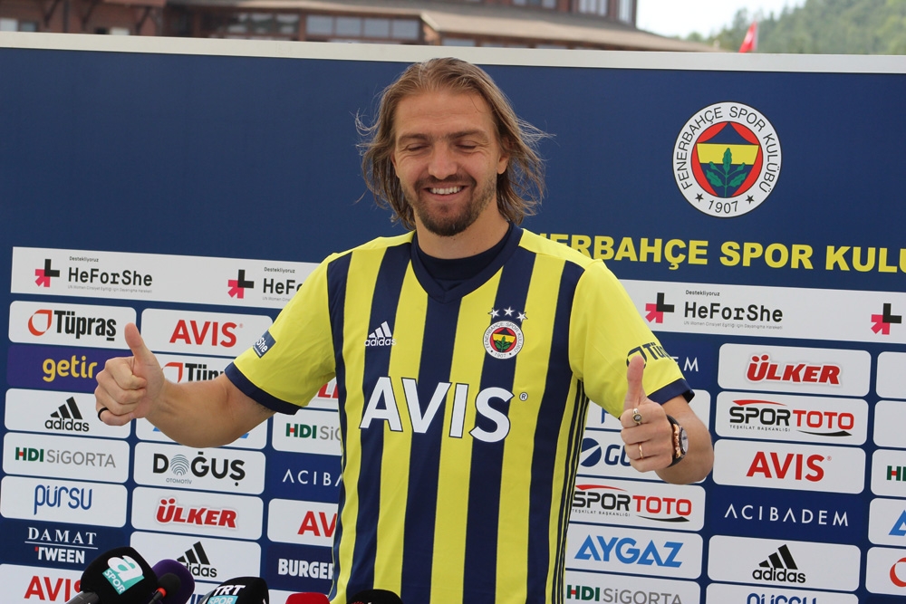 Caner Erkin: “Fenerbahçe dışında kimseyle konuşmadım”