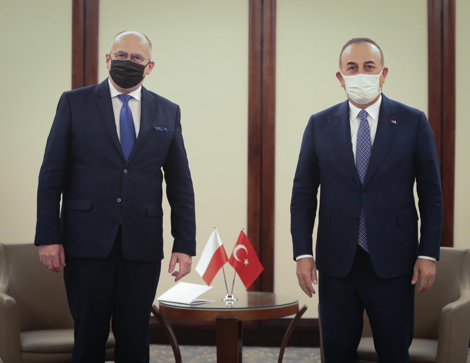 Çavuşoğlu, Polonya Dışişleri Bakanı Rau ile görüştü