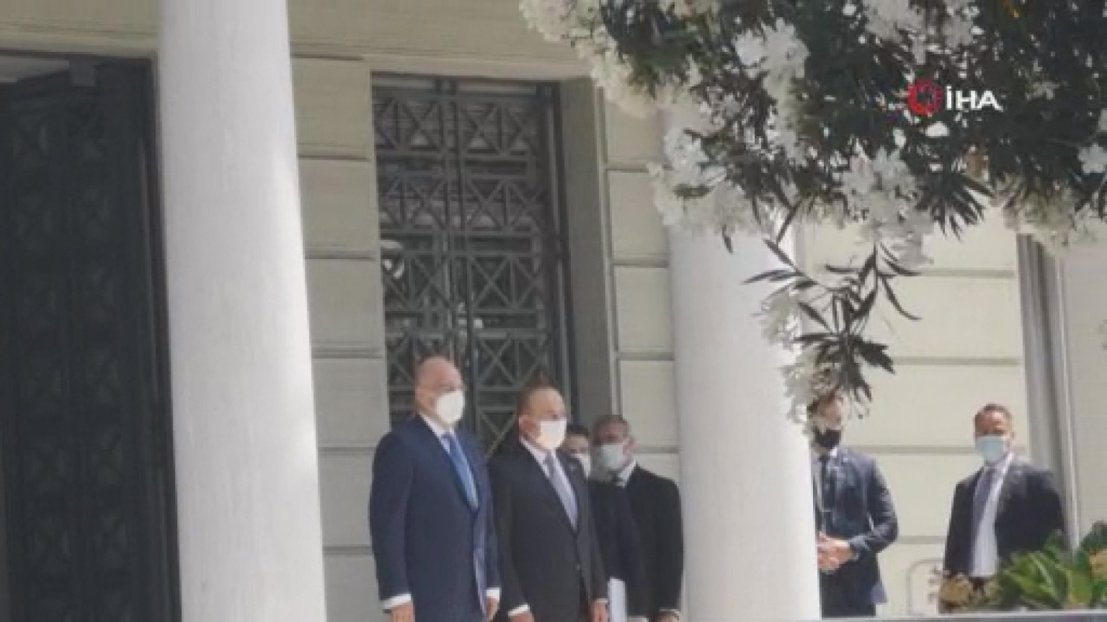 Çavuşoğlu, Yunanistan Dışişleri Bakanlığında
