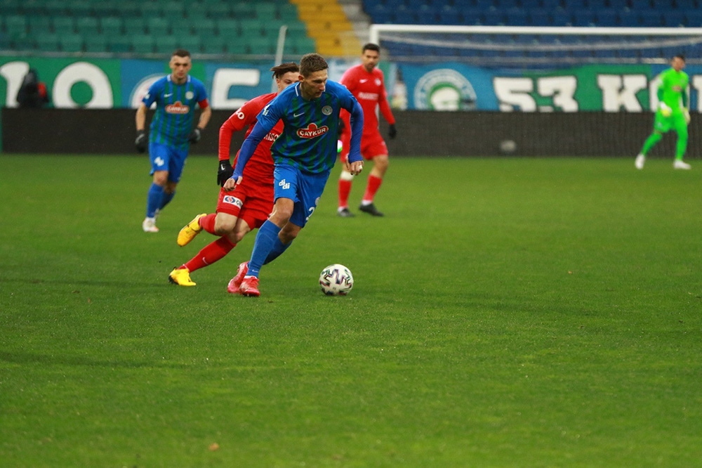 Çaykur Rizespor: 1 - Gaziantep FK: 0 (İlk yarı)