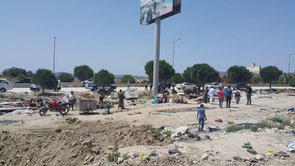 Çeşme Belediyesinden Roman vatandaşlara çadır operasyonu