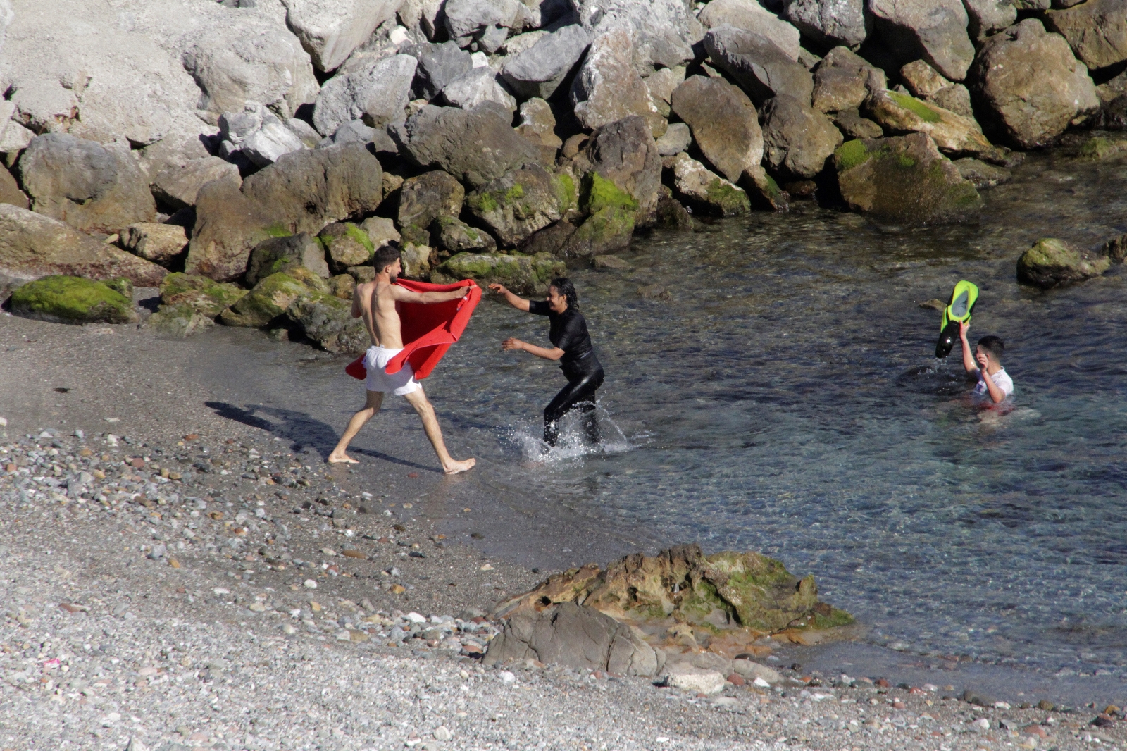 Ceuta’ya (Sebte) en az 5 bin Faslı göçmen giriş yaptı