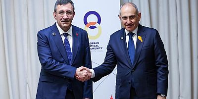 Cevdet Yılmaz'dan Erivan'da diplomasi trafiği