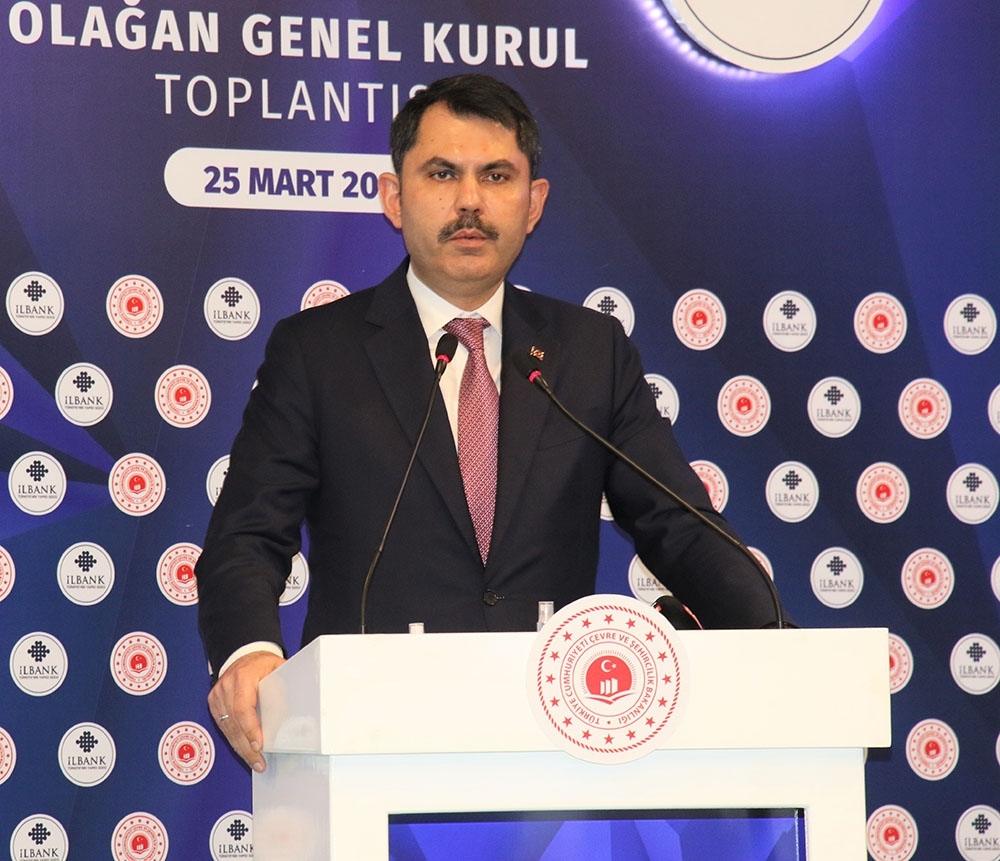 Çevre ve Şehircilik Bakanı Kurum’dan yeni mezunlara istihdam müjdesi