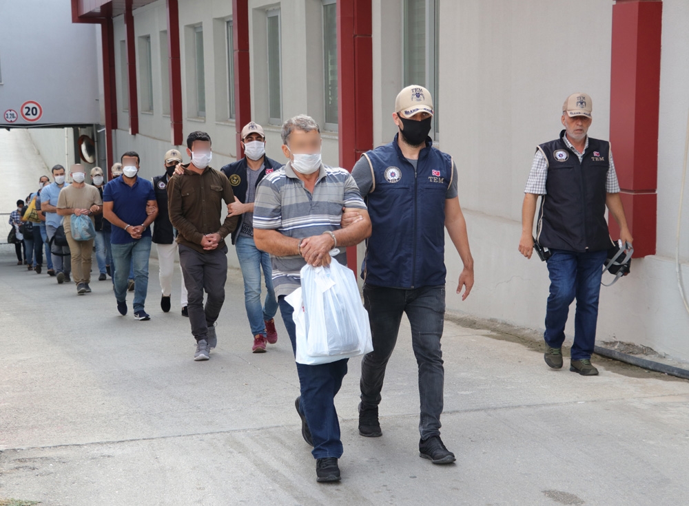 Cezaevine ayakkabı tabanında örgüt talimatı