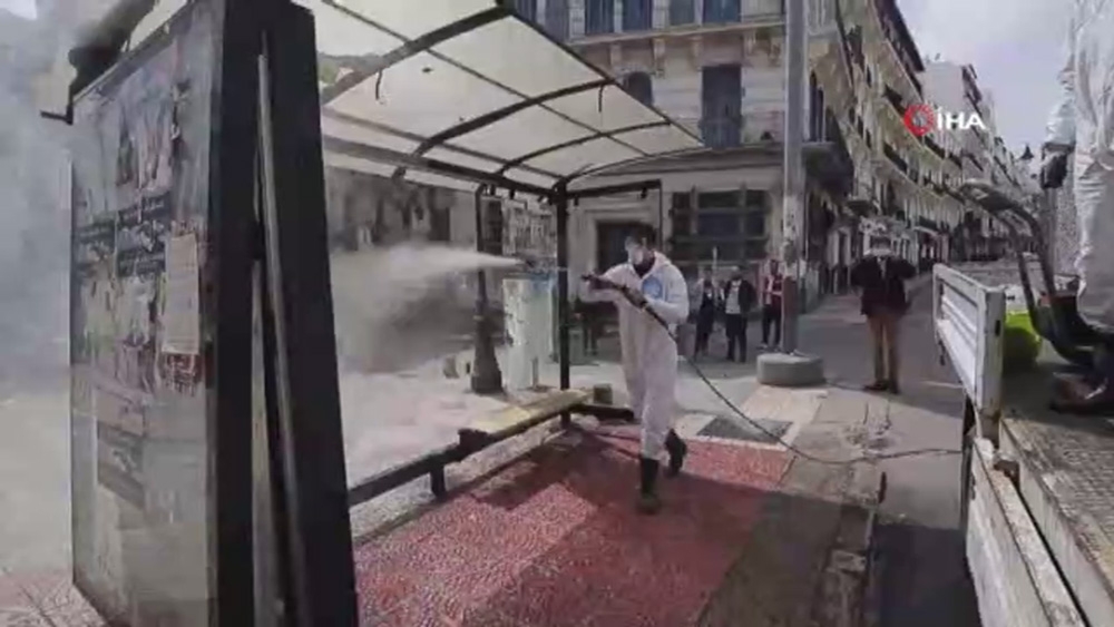 Cezayir’de korona virüs vaka sayısı hızla artıyor, ülke ilaç stokluyor