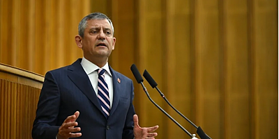 CHP, Avrupa yolunda: Özgür Özel, Ekrem İmamoğlu için tura çıkıyor