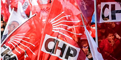 CHP'de İzmir krizi: Partililer açıklanan adayları protesto etti