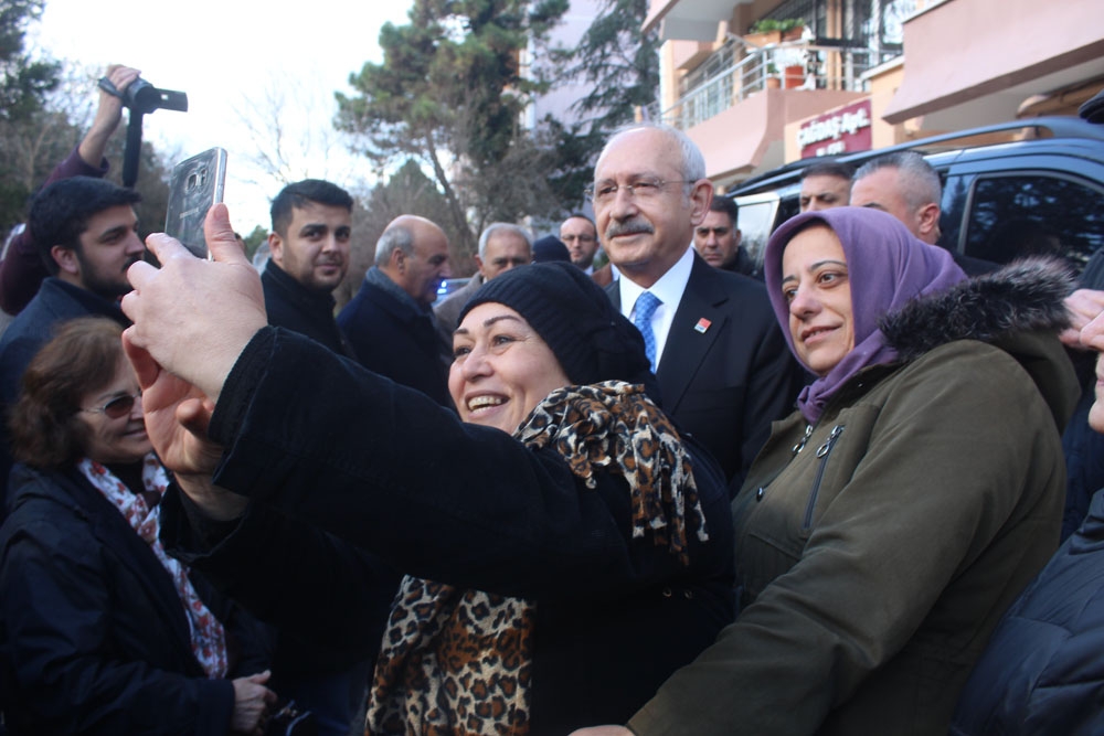 CHP Genel Başkanı Kemal Kılçdaroğlu’ndan ağabeyi ve ablasına ziyaret