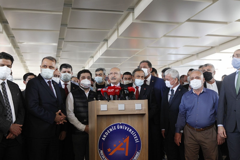 CHP Genel Başkanı Kılıçdaroğlu Akdeniz Üniversitesi’ne Teşekkür Etti