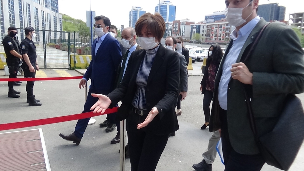 CHP İstanbul İl Başkanı Canan Kaftancıoğlu ifade için adliyede
