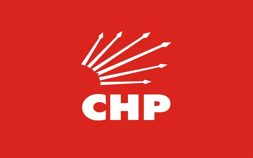 CHP’den Fransa Cumhurbaşkanı ve Fransız dergisine tepki