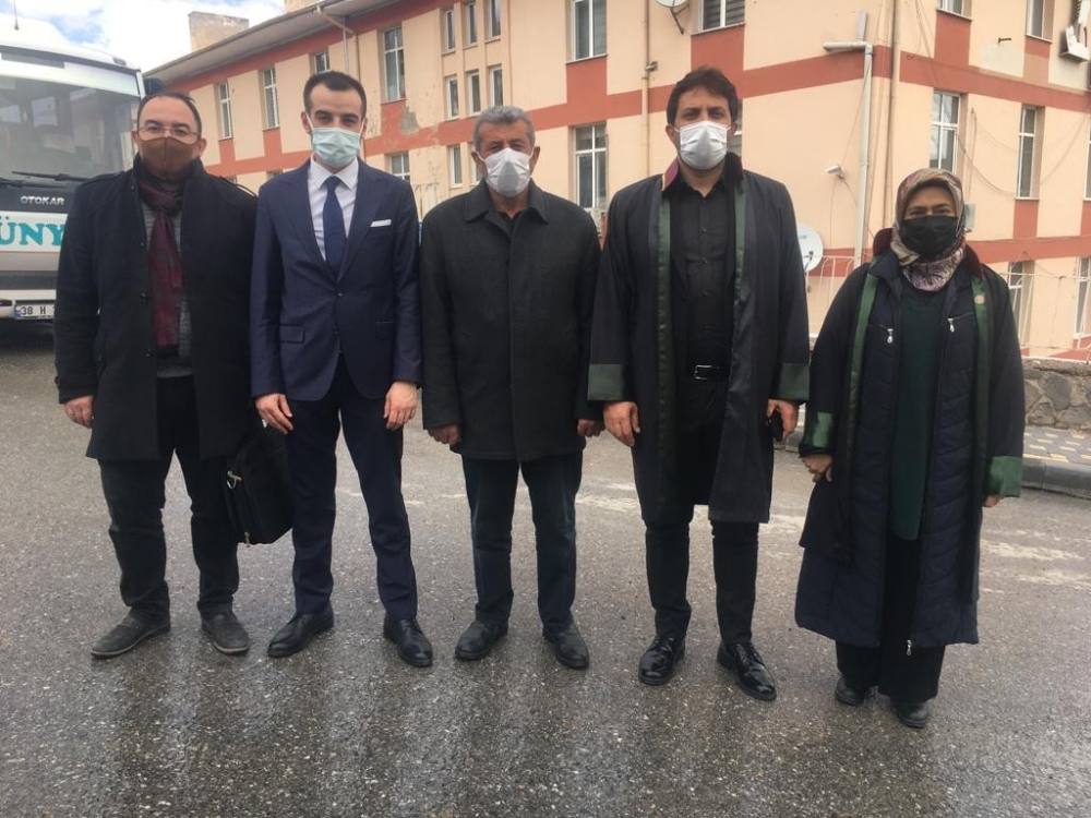 CHP’lilerin şehit babasına açtığı dava Haziran ayına ertelendi