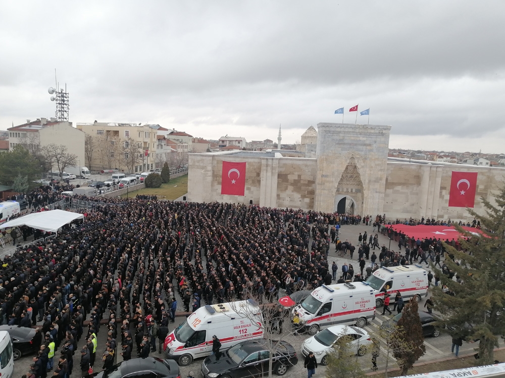 Çığda şehit düşen Aksaraylı asker son yolculuğuna uğurlandı