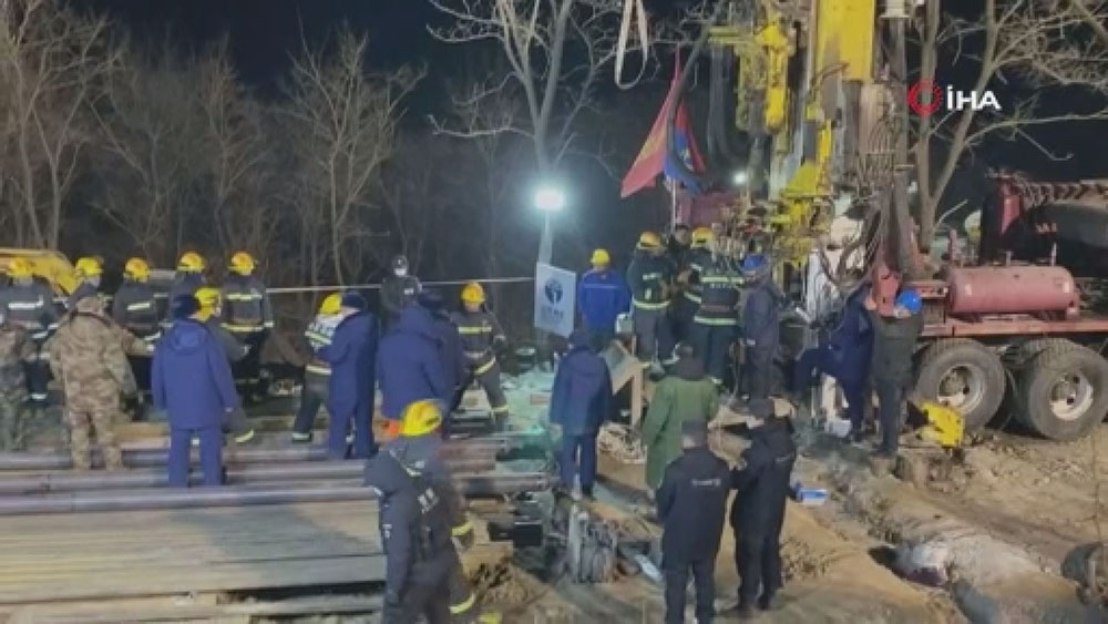 Çin’de altın madenindeki patlamada 22 madenci mahsur kaldı