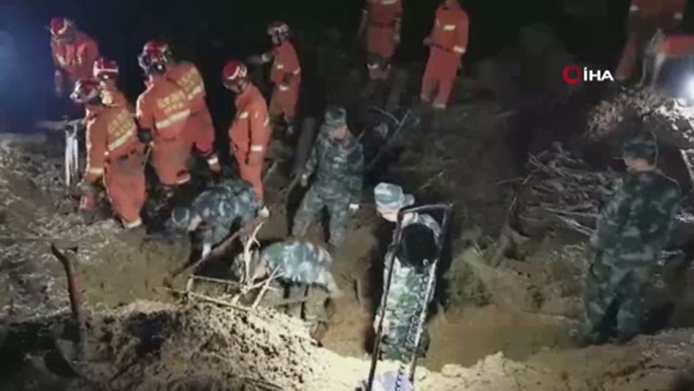 Çin’de toprak kayması: 5 ölü, 1 yaralı