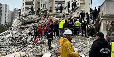 CNN International:Türkiye’deki depremler dünyanın en büyüğü.. 