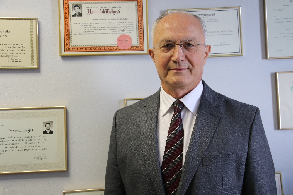 “Covid-19 mu mevsimsel grip mi oldum ayrımını yapmaya uğraşmak çok gerekli olmayabilir”