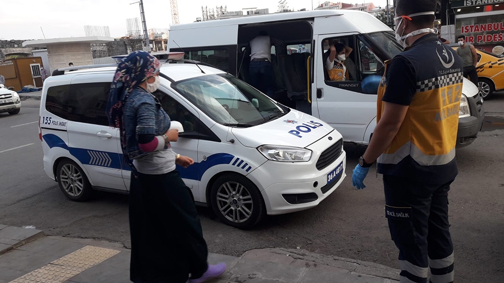 Covid-19 testi pozitif çıkan kız hastaneden kaçtı