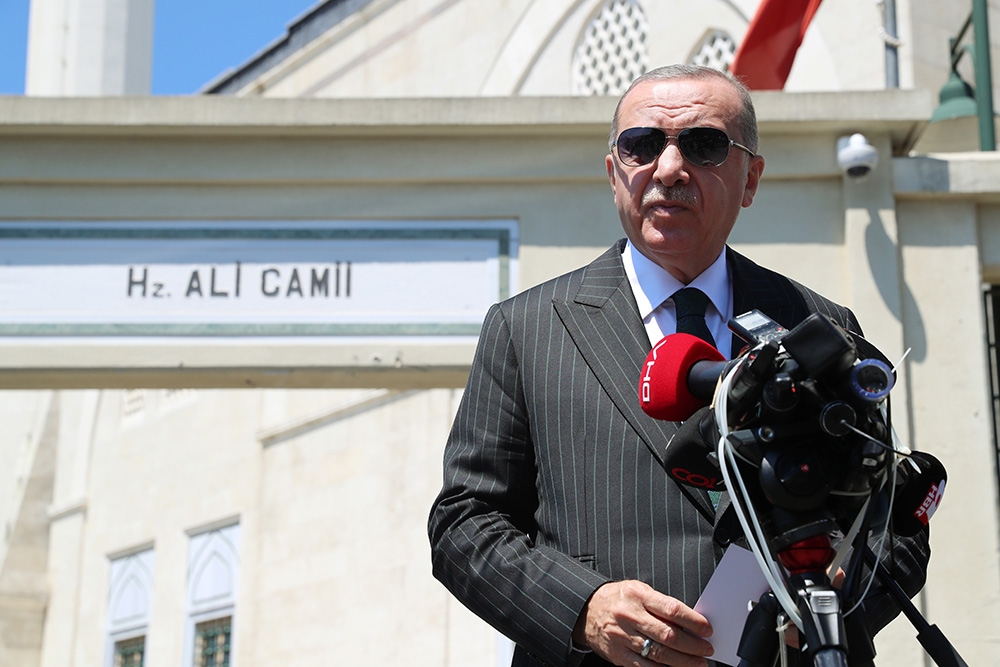 Cumhurbaşkanı Erdoğan: “1’i ağır 74 yaralı mevcut. Vefat sayısı da 2”