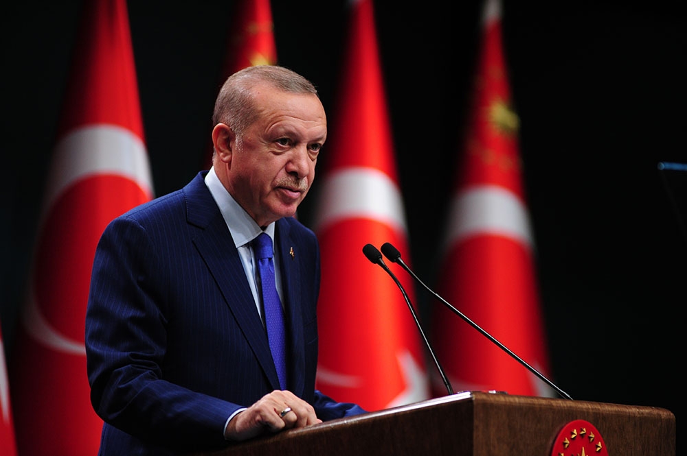 Cumhurbaşkanı Erdoğan: “2 milyar 80 milyon lirayı hane başı bin lira olarak ihtiyaç sahiplerine dağıttık”