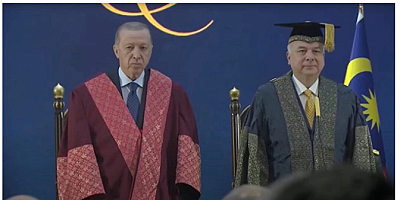 Cumhurbaşkanı Erdoğan'a Malezya'da fahri doktora beratı verildi!