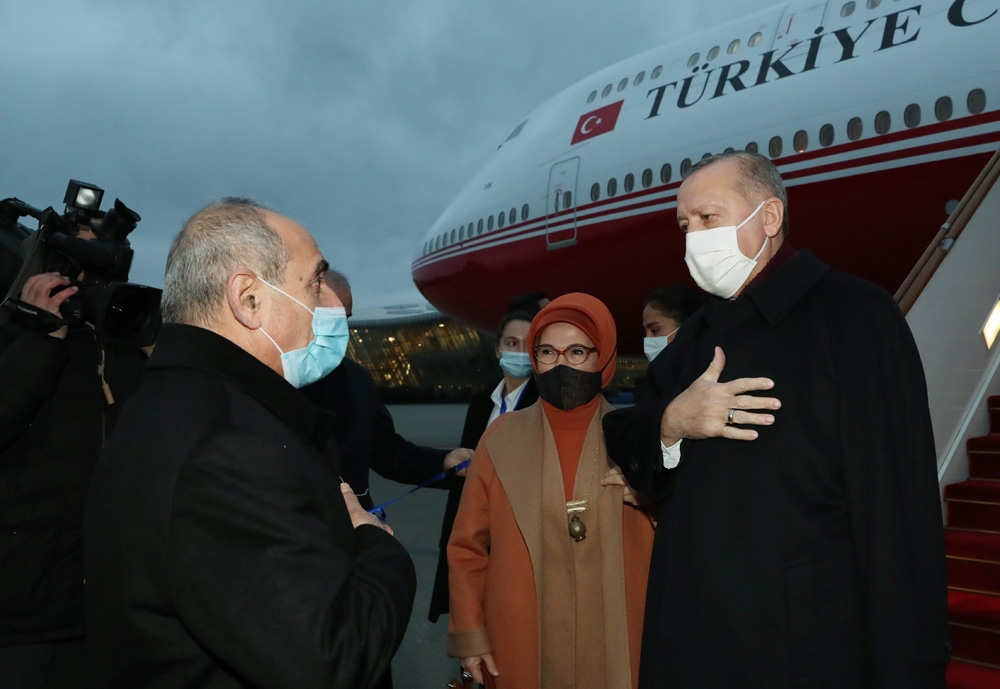 Cumhurbaşkanı Erdoğan Azerbaycan’a geldi