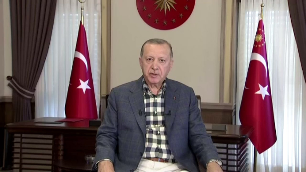 Cumhurbaşkanı Erdoğan: “Bizi mayınlı arazilere sokmayı amaçlayan tuzaklara düşmeyeceğiz”
