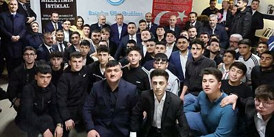 Cumhurbaşkanı Erdoğan'dan Bağcılar Ülkü Ocakları'na ziyaret