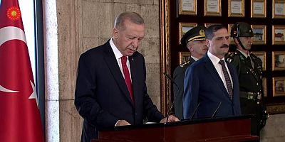 Cumhurbaşkanı Erdoğan'dan YAŞ öncesi Ata'ya ziyaret!