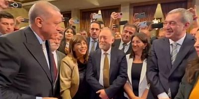 Cumhurbaşkanı Erdoğan, DEM Parti heyetinin masasını ziyaret etti