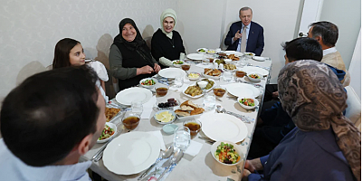Cumhurbaşkanı Erdoğan, Fidan ailesinin iftar sofrasına konuk oldu