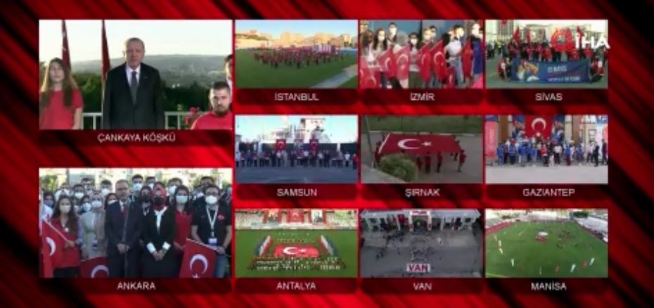 Cumhurbaşkanı Erdoğan gençlerle birlikte İstiklal Marşı’nı okudu