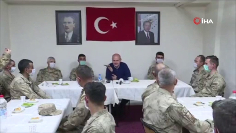 Cumhurbaşkanı Erdoğan, Hakkari İkiyaka Dağları’ndaki askerlerin bayramını tebrik etti