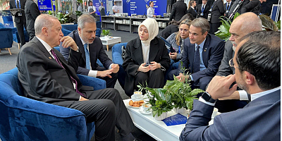 Cumhurbaşkanı Erdoğan, Hristodulidis ve Miçotakis aynı karede