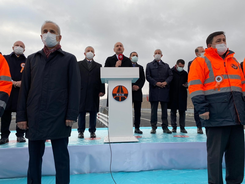 Cumhurbaşkanı Erdoğan, Karakurt-Horasan yolunun açılışını yaptı