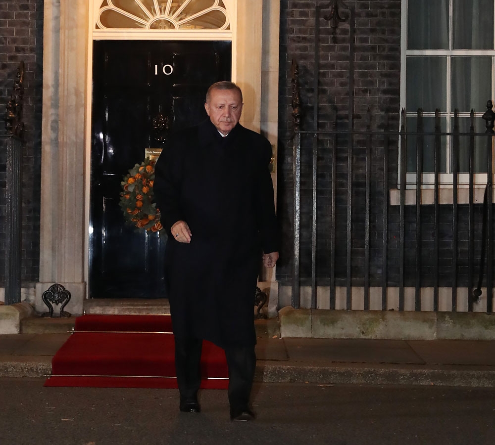 Cumhurbaşkanı Erdoğan, Liderler Gayriresmi Akşam Yemeğine Katıldı