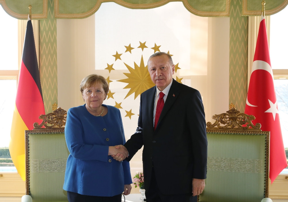 Cumhurbaşkanı Erdoğan, Merkel’le telefonda görüştü