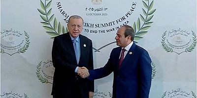 Cumhurbaşkanı Erdoğan Mısır'da: Sisi ile bir araya geldi