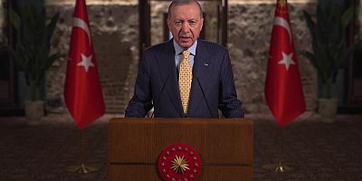 Cumhurbaşkanı Erdoğan: Türkiye emin ellerde, hedeflerine kararlılıkla ilerliyor
