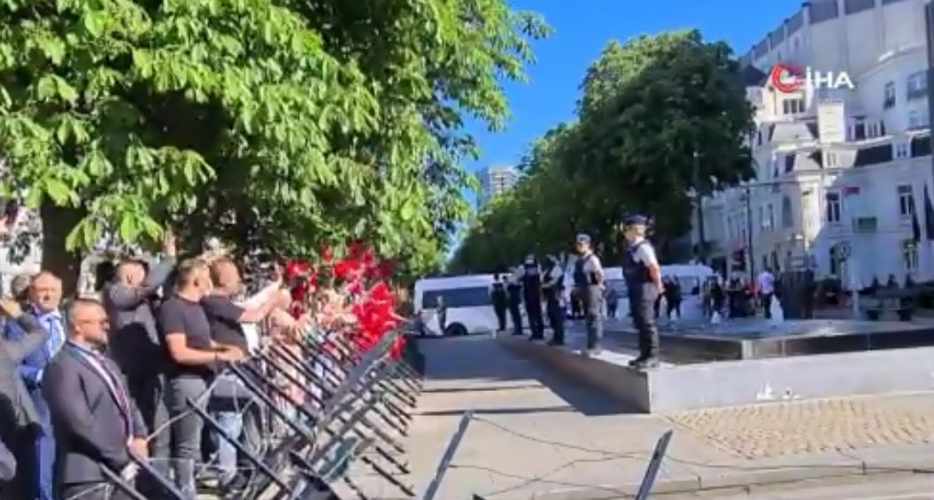 Cumhurbaşkanı Erdoğan’a, Brüksel’de sevgi gösterisi