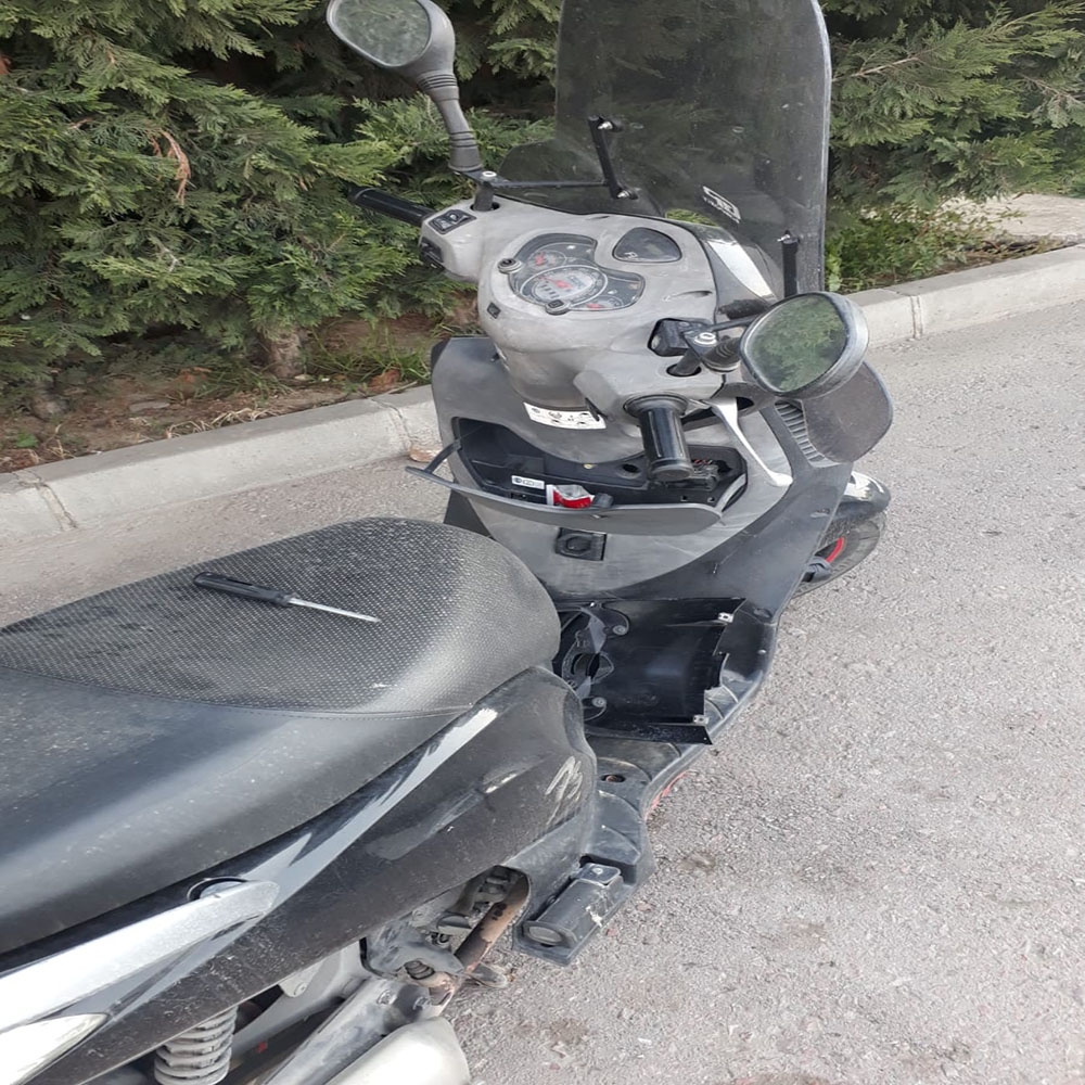 Cumhurbaşkanına hakaretten sabıkalı şahıs motosiklet çalarken yakalandı