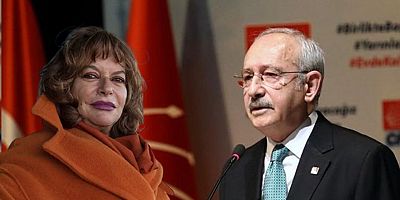 Cumhuriyet yazarı Mine Kırıkkanat'ın elindeki Kılıçdaroğlu dosyası..