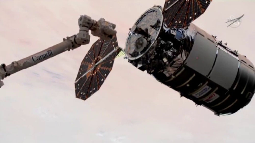 Cygnus uzay aracı, taşıdığı 23 milyon dolarlık tuvalet ile Uluslararası Uzay İstasyonu’na ulaştı