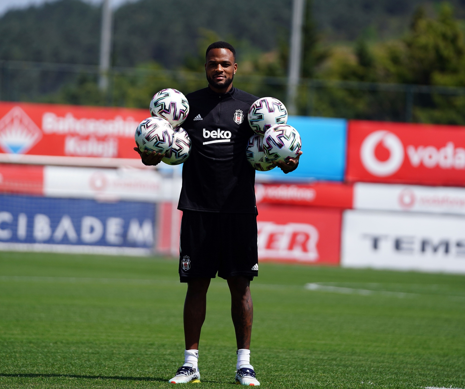 Cyle Larin: “İnşallah şampiyon olacağız”