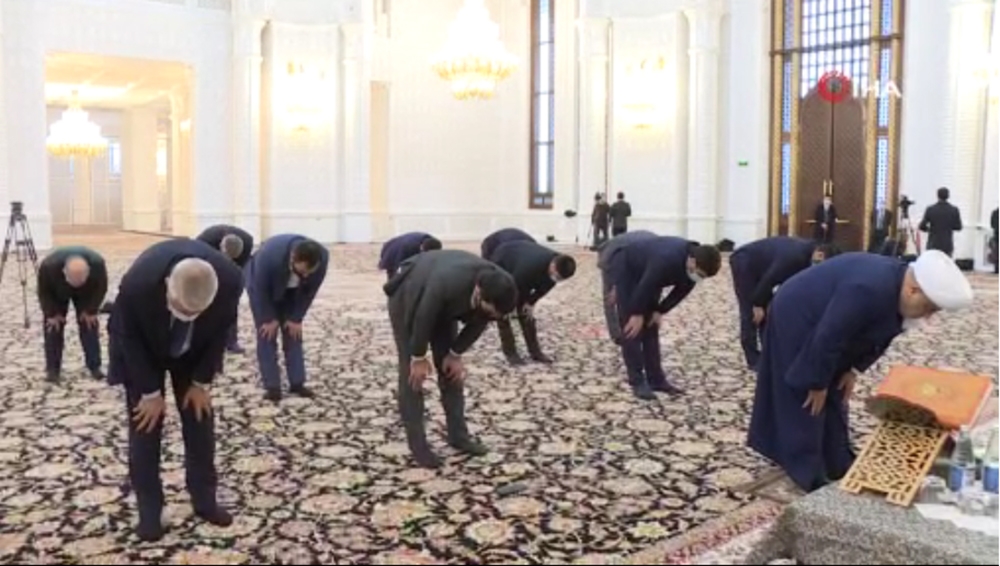 Dağlık Karabağ’da şehit Azerbaycan askerleri için namaz kılındı