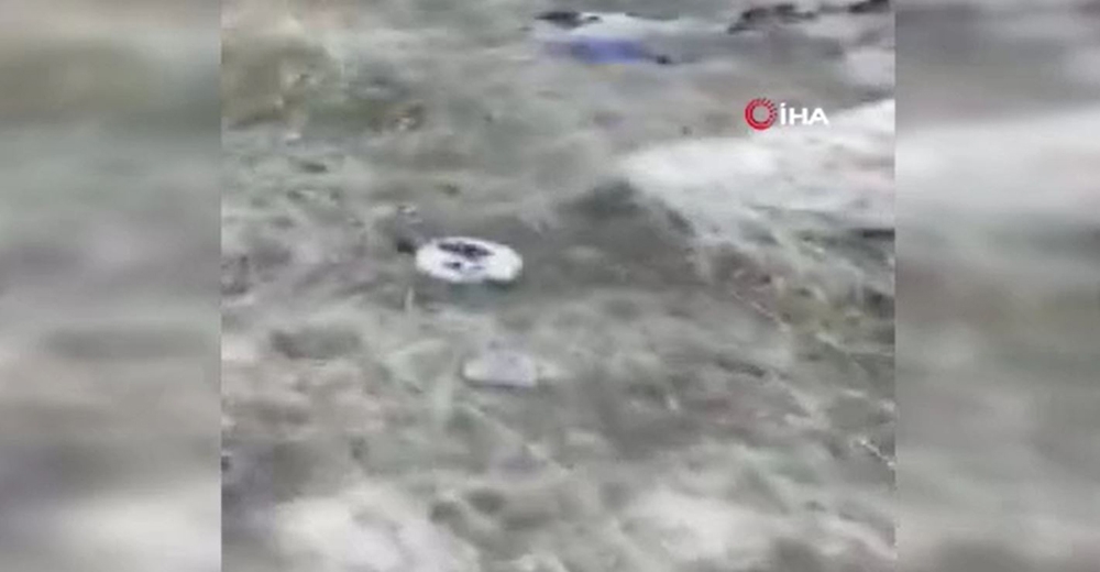 Dağlık Karabağ’dan ayrılan Ermeniler ölülerini mezarlarından çıkarıp yanlarına alıyor