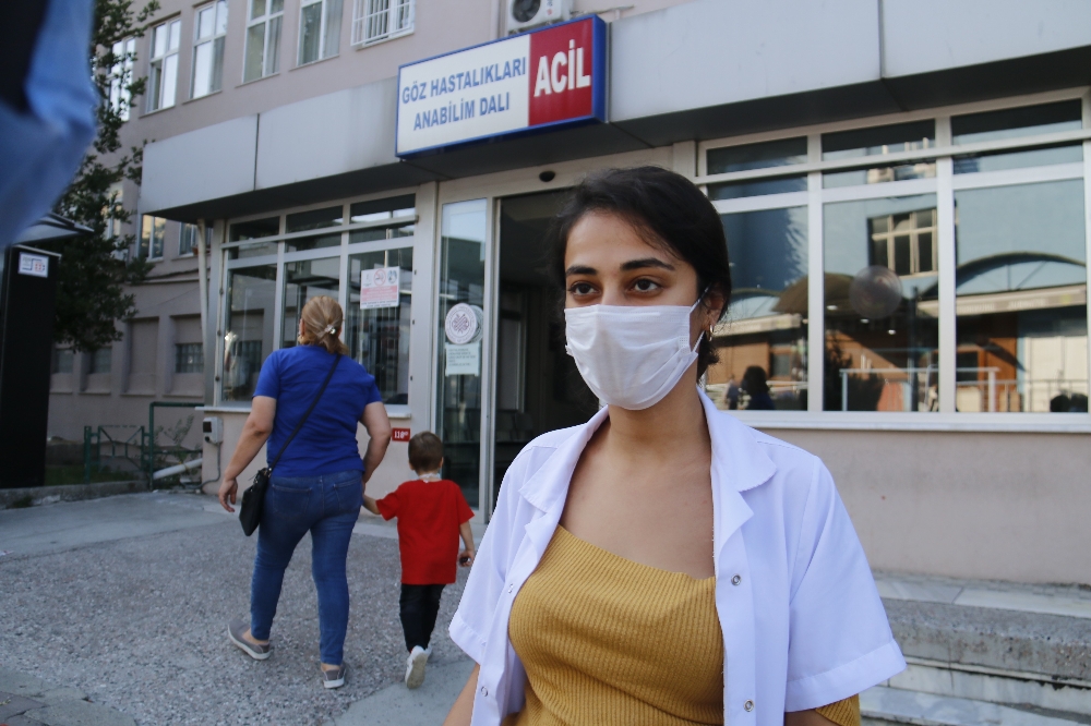 Darp edilen hastane personeli görme yetisini kaybedebilir