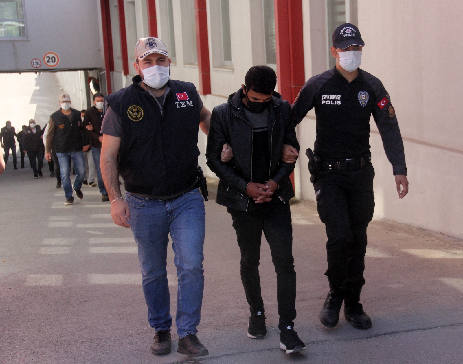 DEAŞ’ın sözde dış güvenlik sorumlusu Adana’da tutuklandı