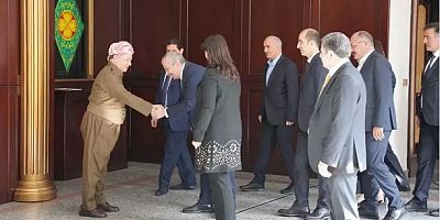 DEM Parti İmralı heyeti Kuzey Irak'ta, Barzani ile görüştü